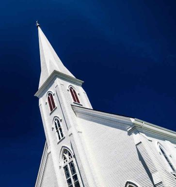 building in need of church painters in Hendersonville, NC