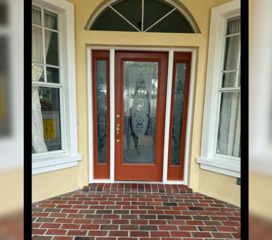 exterior door painting in Lithia, FL