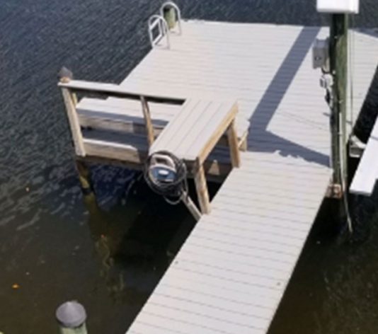 white painted boat dock